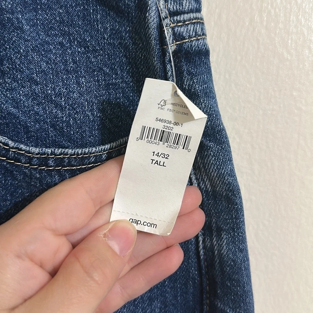 NWT Gap High Rise Mom Jeans size 14 Tall - Picture 2 of 5